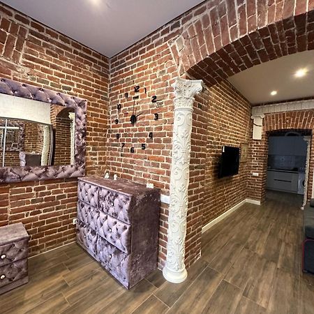 Kuss Apartments Lviv Bagian luar foto