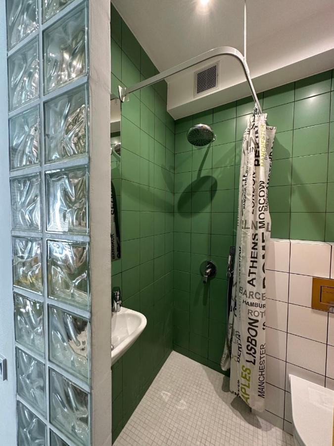 Kuss Apartments Lviv Bagian luar foto